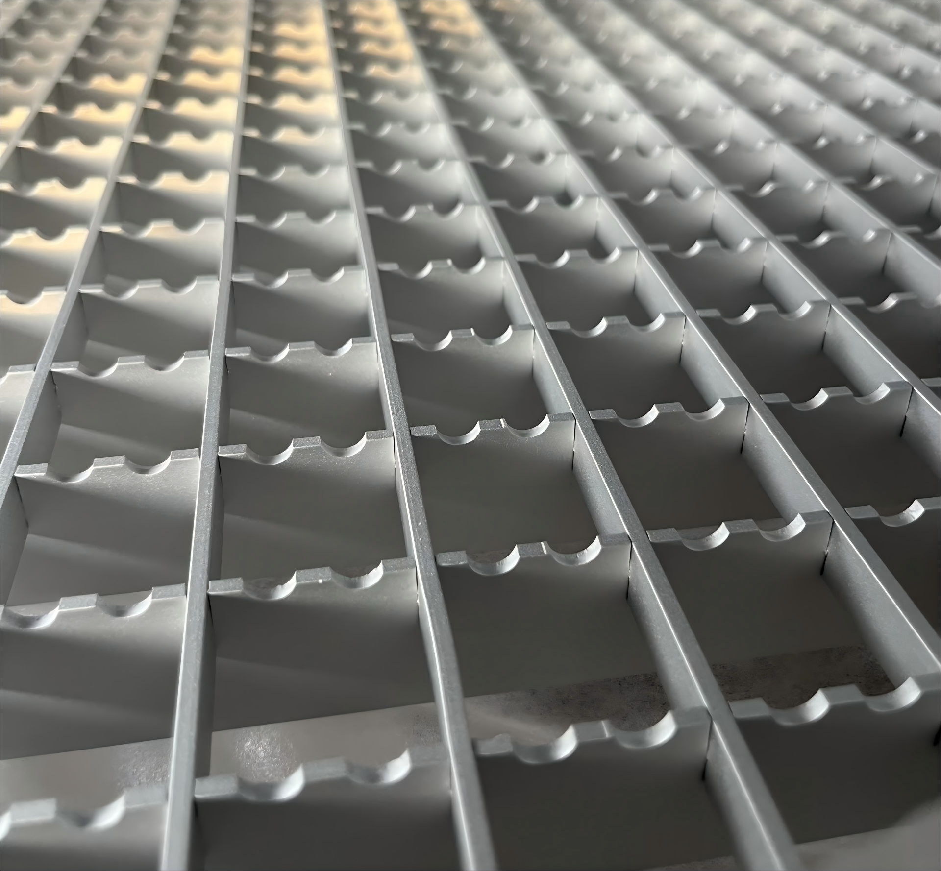 Optimizing Industrial Efficiency: Discover the Best Aluminum Grating Factory Solutions